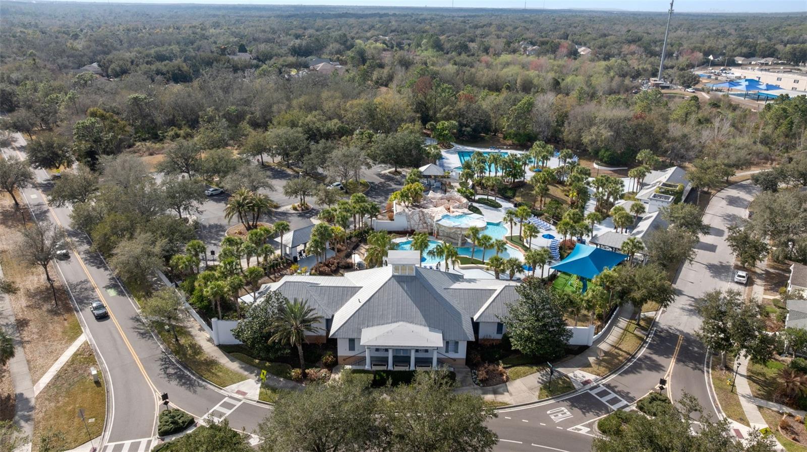 Aquatic Center - just 3 blocks away!