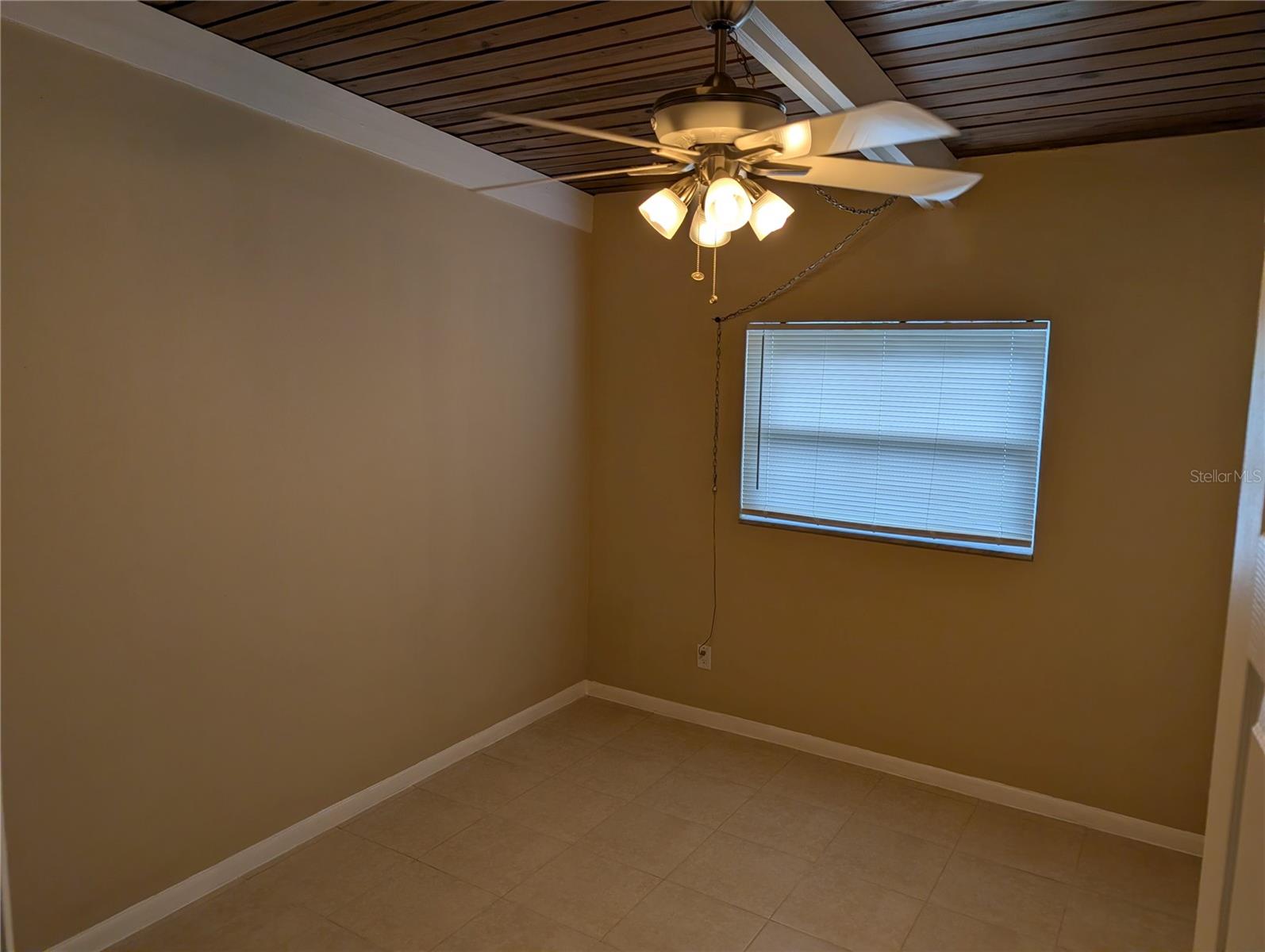 2nd Bedroom Middle Hall