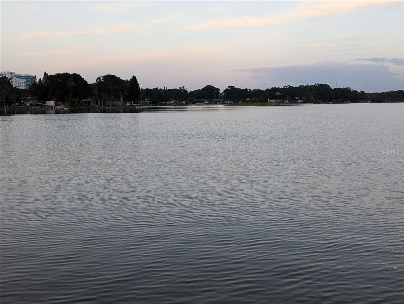 Private Ski Lake View From Dock