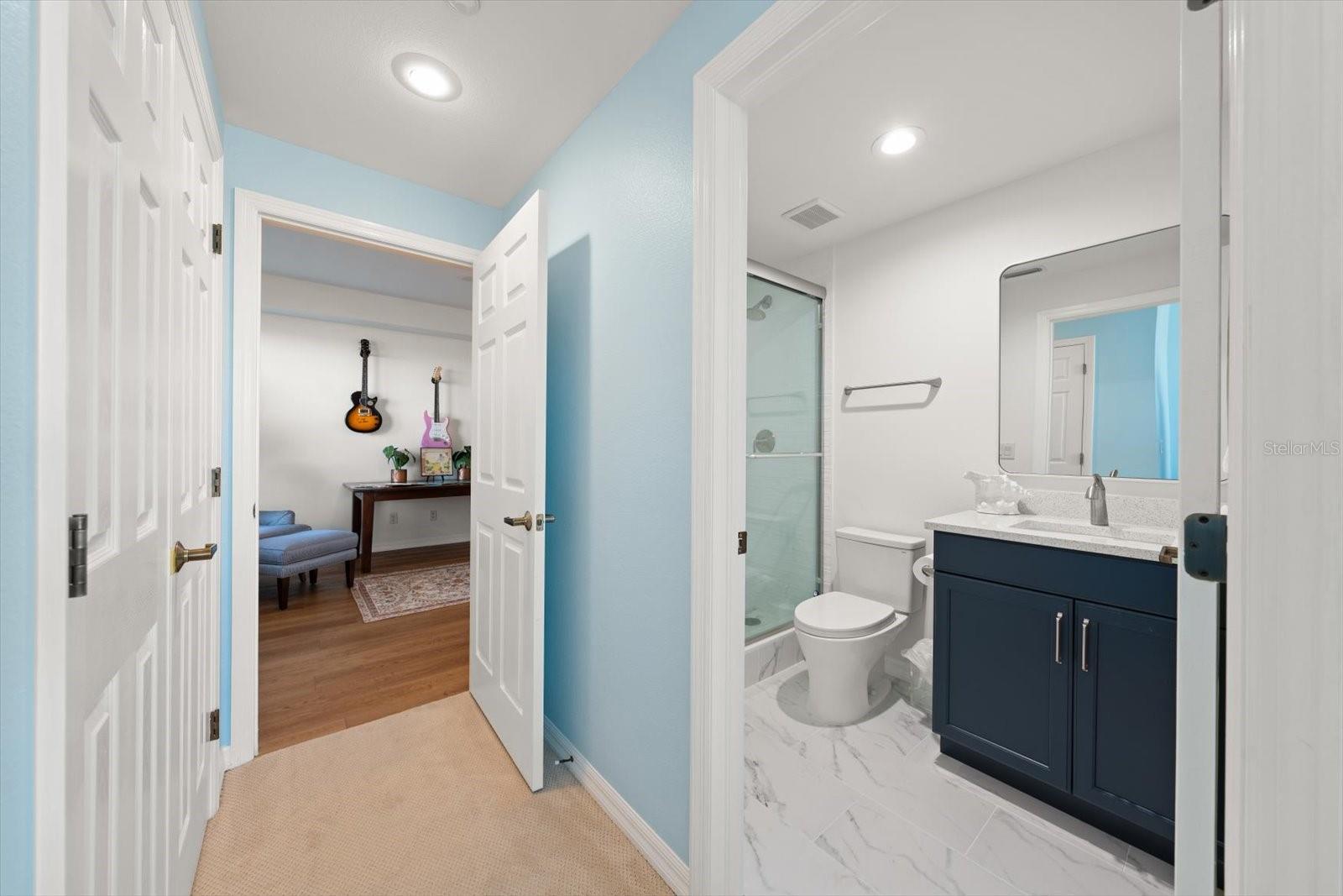 Entry to second bedroom