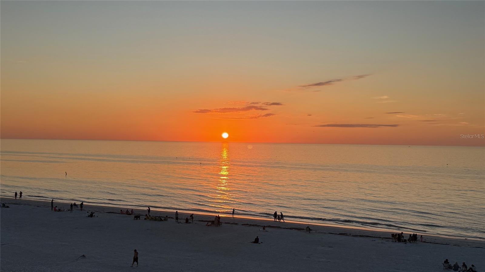 What a fine way to end another day in paradise!