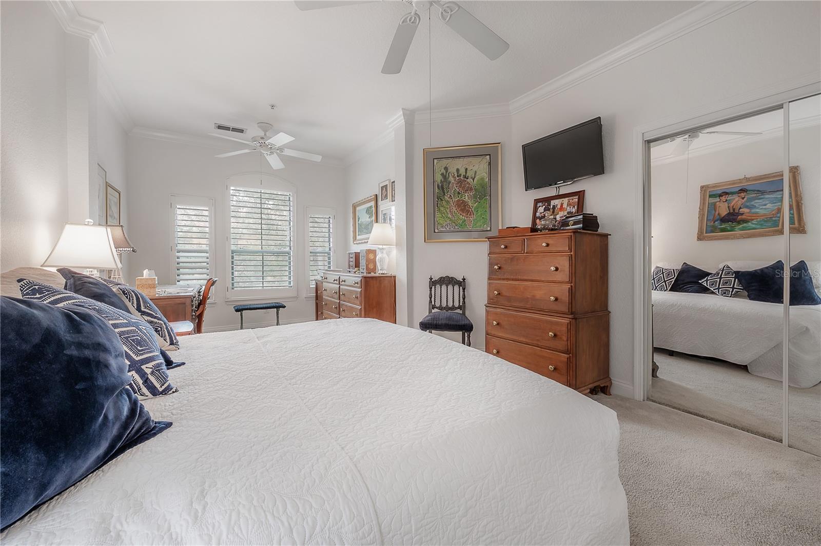 Master Bedroom with extra area for an office or sitting room and walk-in closet