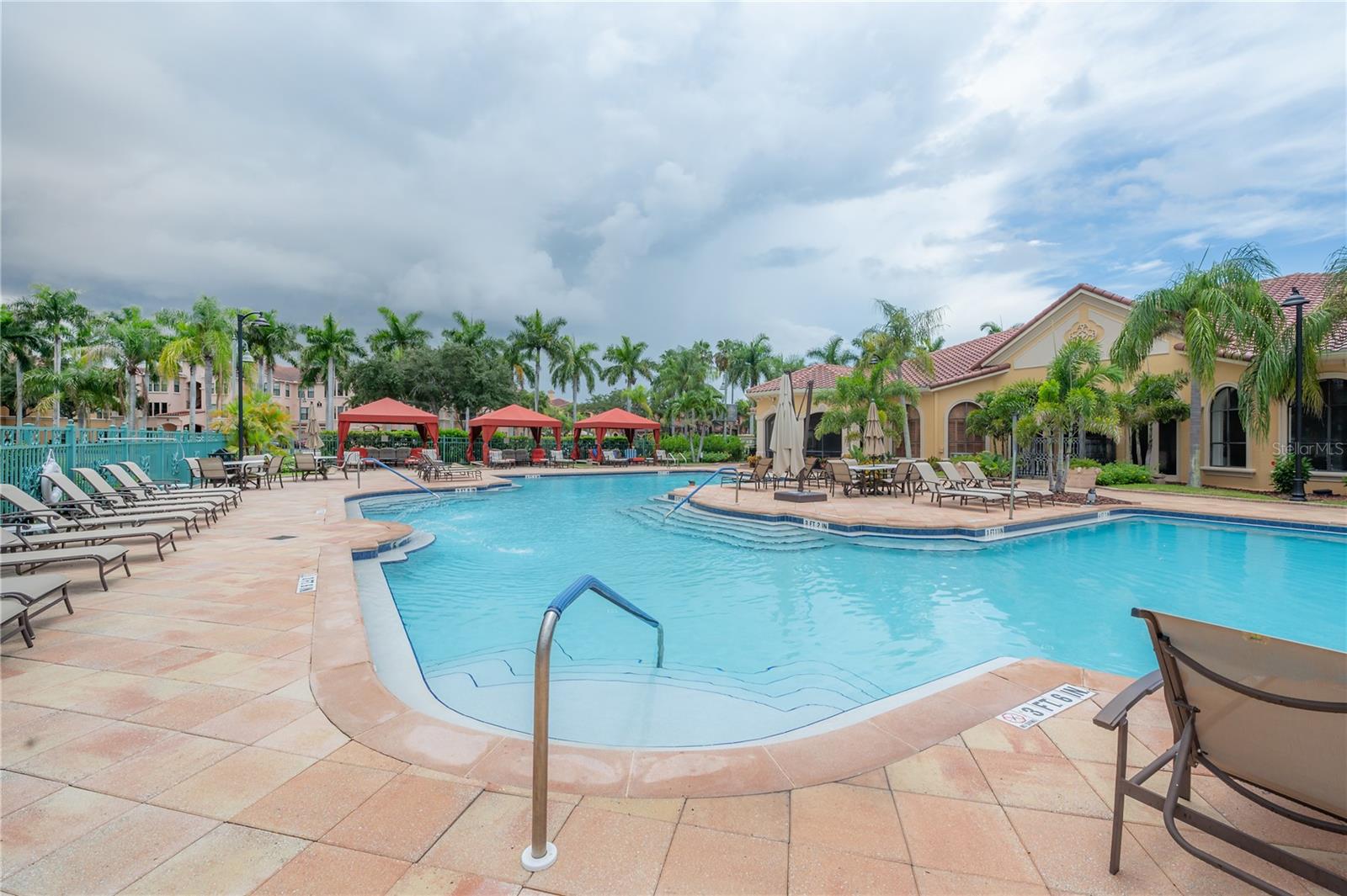 Grand Bellagio Pool and Clubhouse
