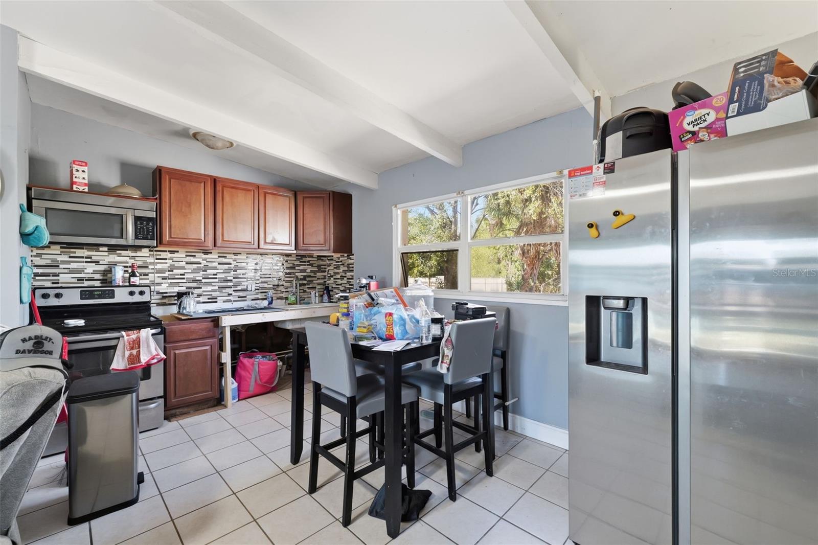 Kitchen/Breakfast Nook