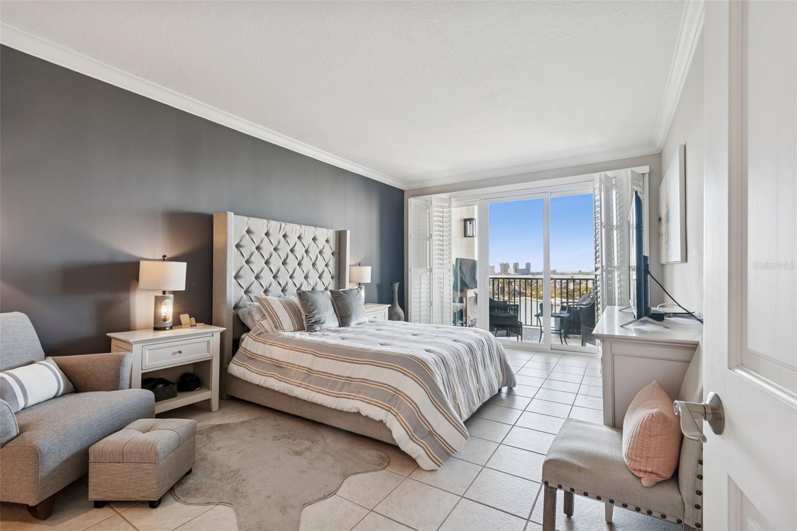 Spectacular views of the Intracoastal, Harbor/Bay