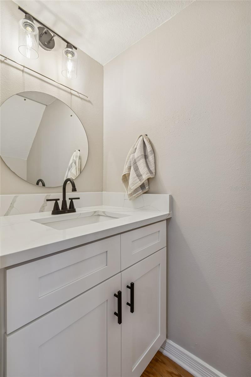 New Vanity and fixtures in matte black!