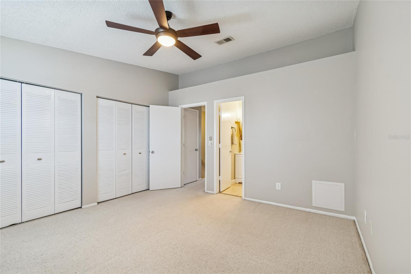 Double closets go all the way through!