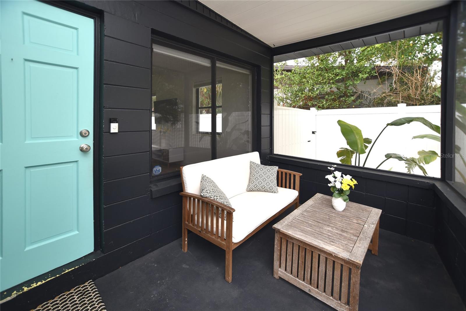 Wide angle front porch