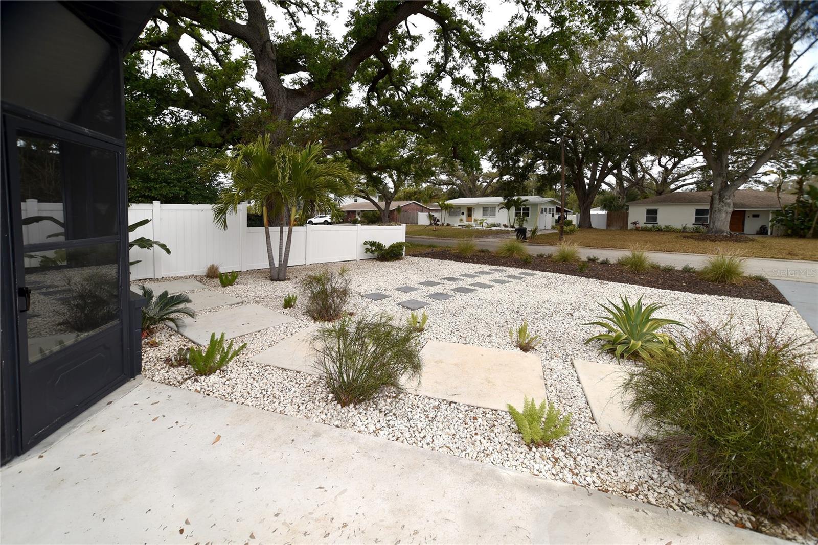 Front Yard landscaping