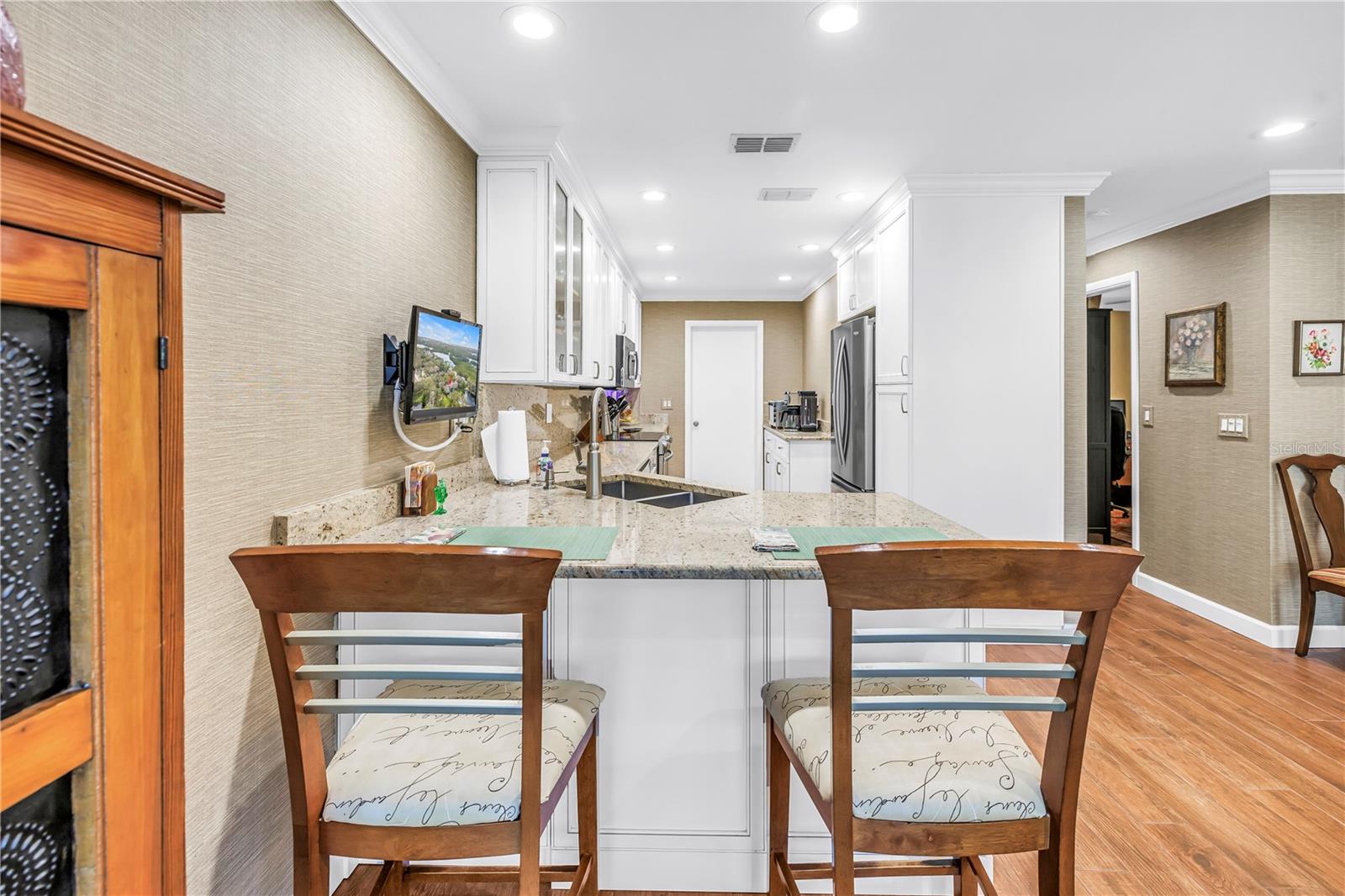 Dining Bar or Wine with the Chef.