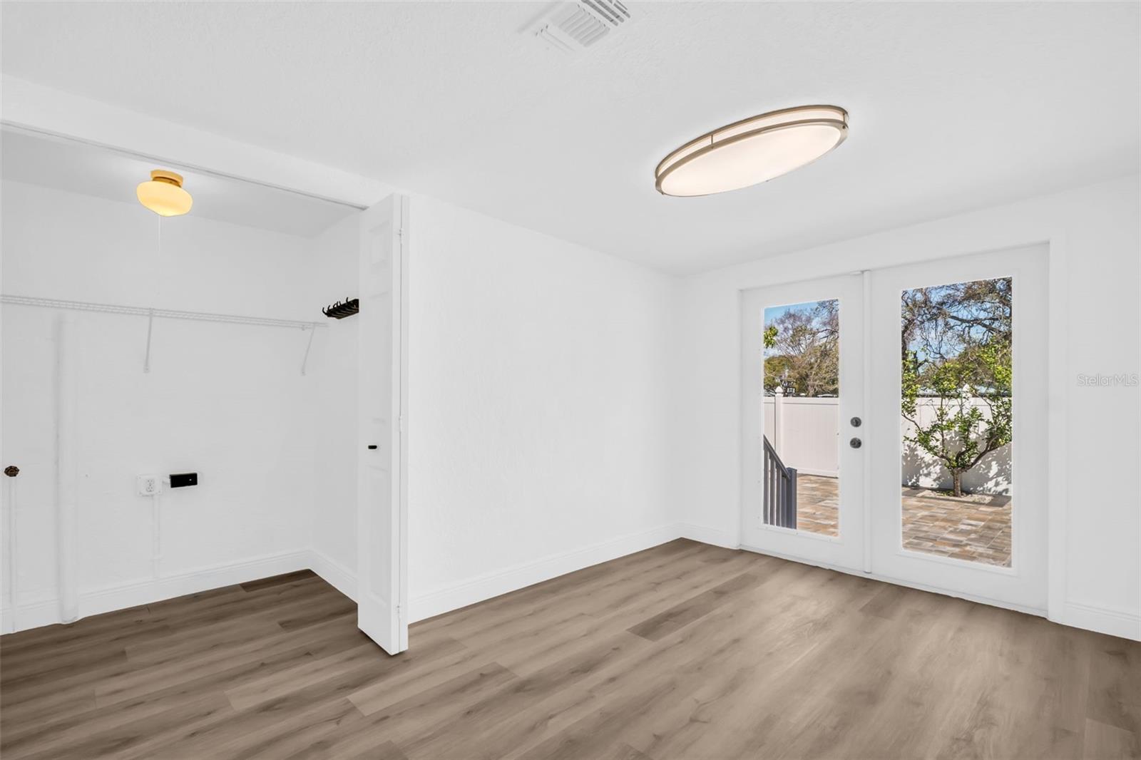 Bonus Room / Laundry Closet