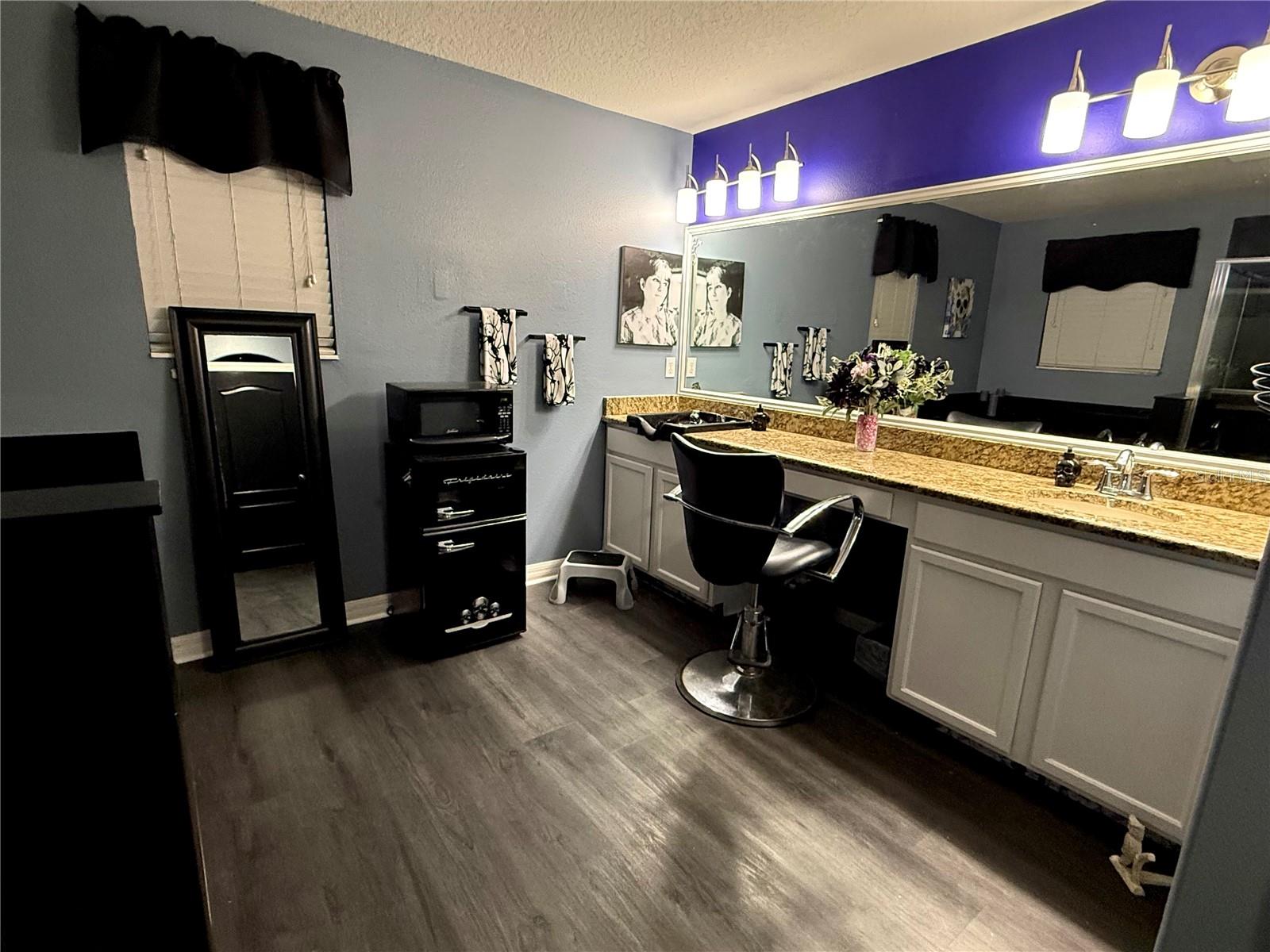 Master bathroom vanity with special hair washing set up