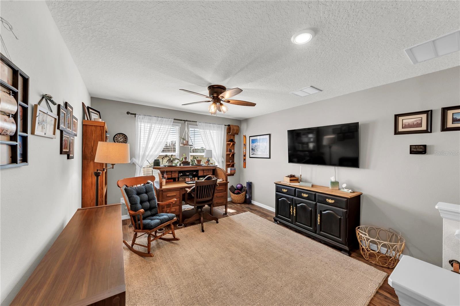 Upstairs loft, game room, toy room.