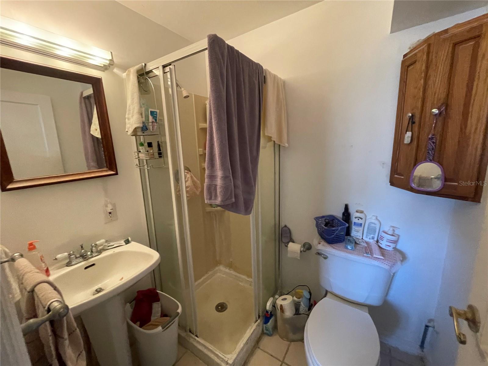 1 Br. unit Bath