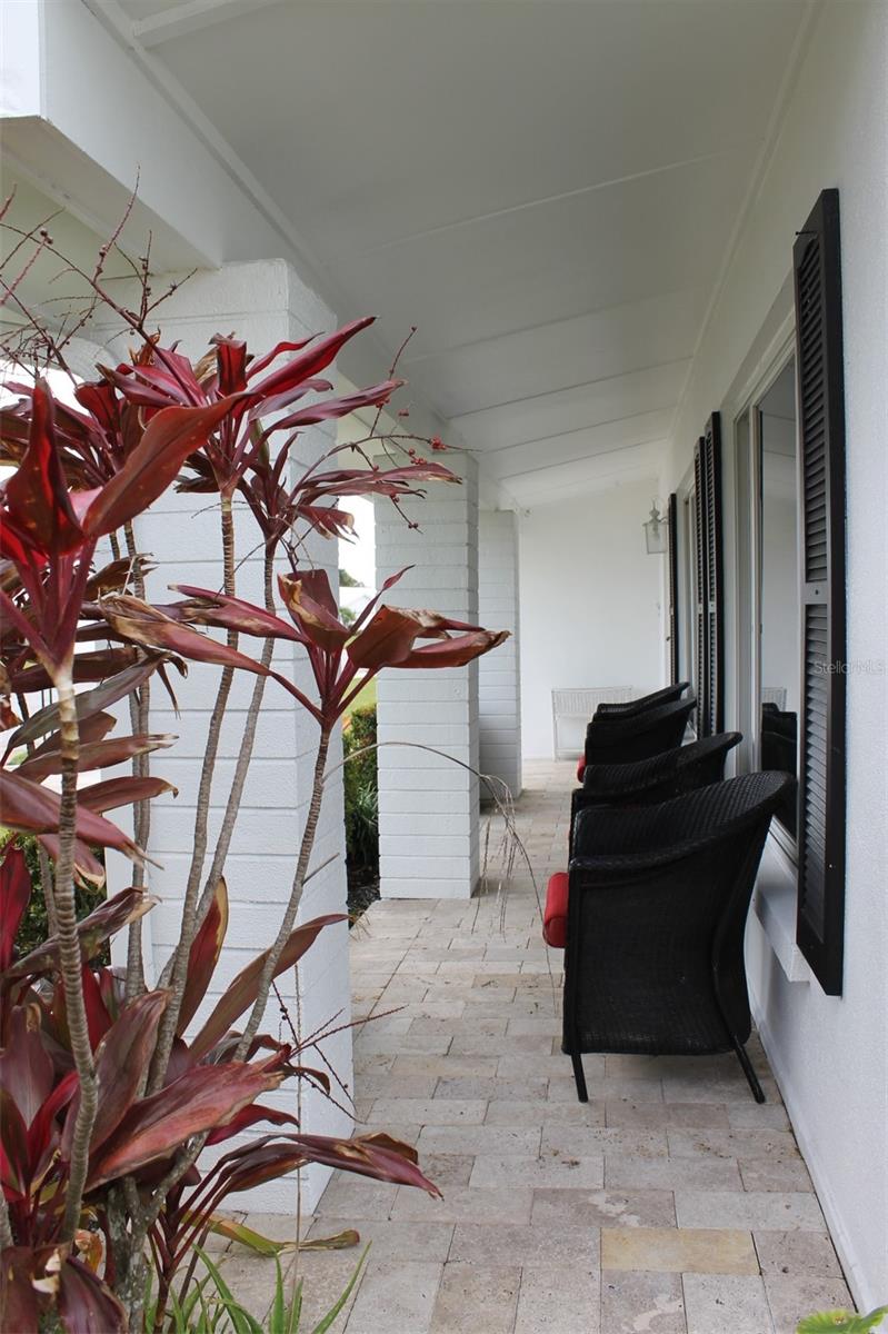 Front Porch with Travertine Pavers