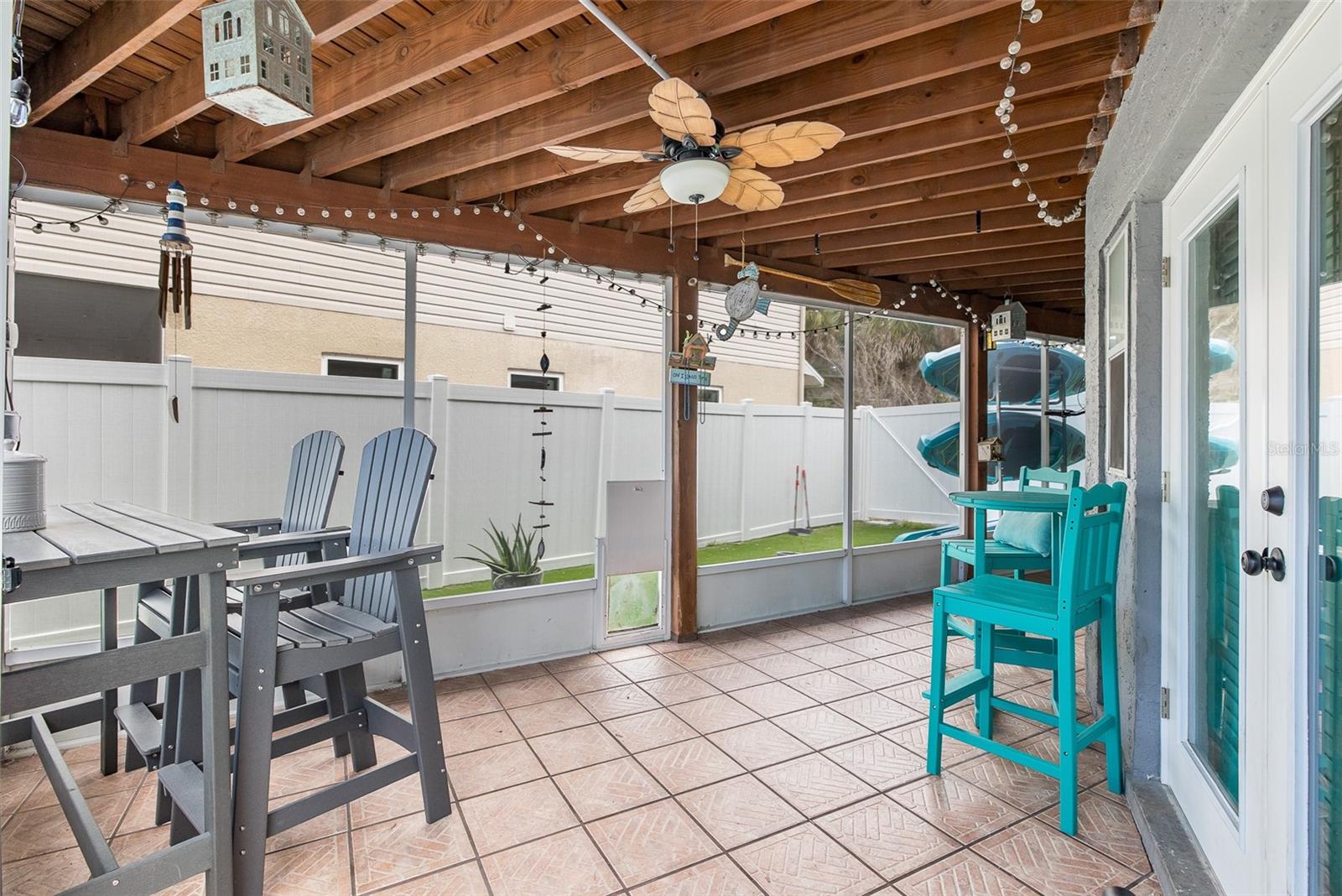 POOL SCREENED IN LANAI