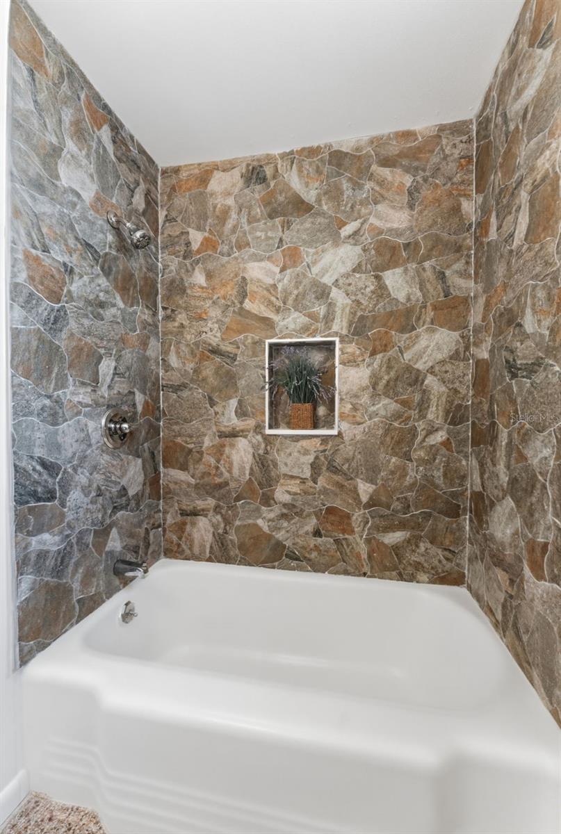 New Shower and tub combo