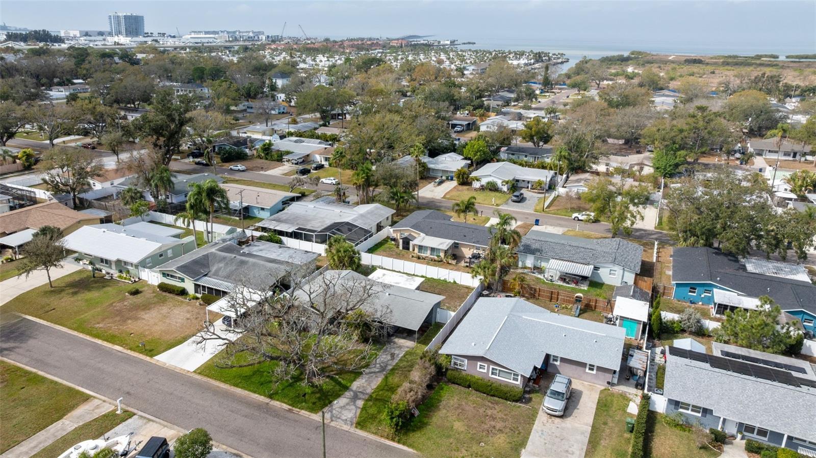 Big Lot - Close to Marina District