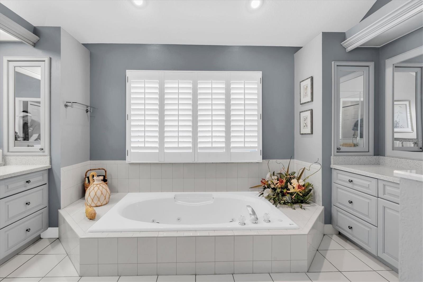 Primary Suite Jetted Tub