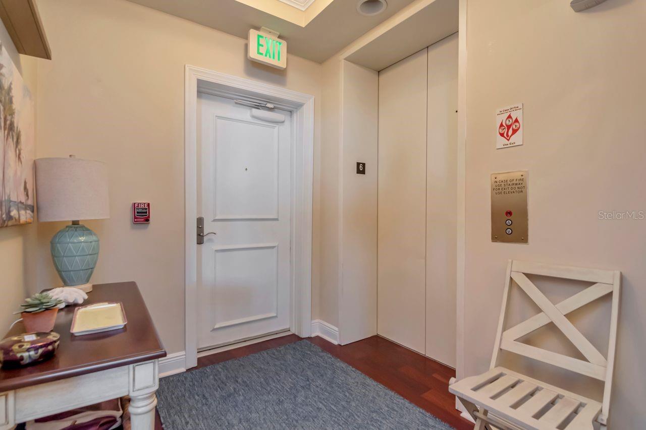 Private Elevator Entrance/Foyer