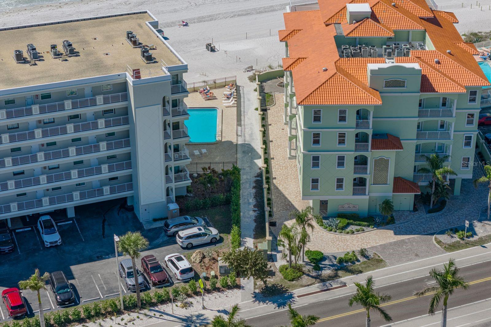 Barefoot has deeded path to the Gulf beach, directly across the street