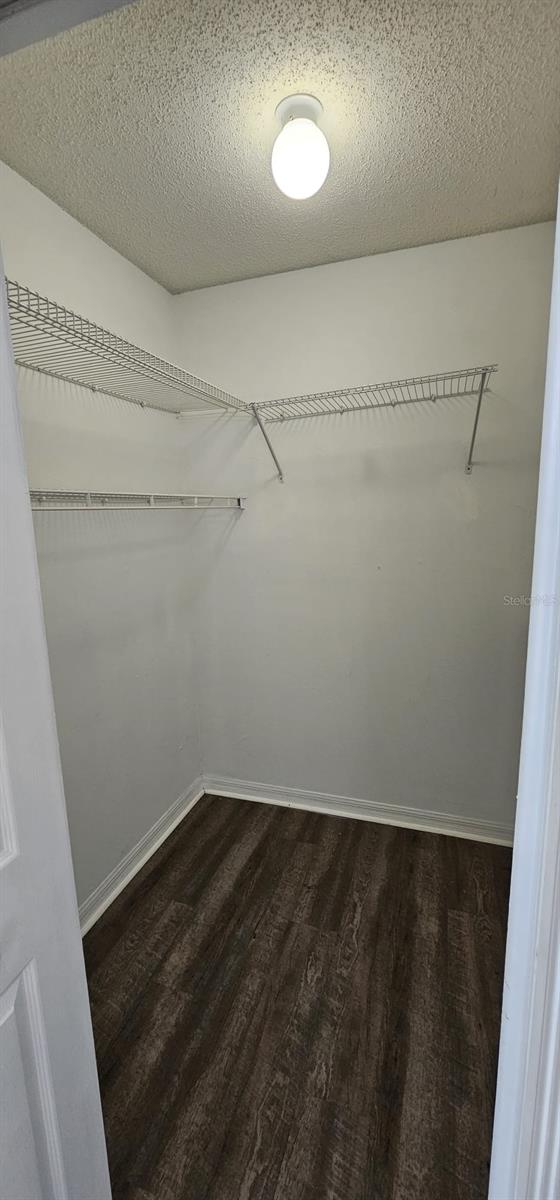 walking closet