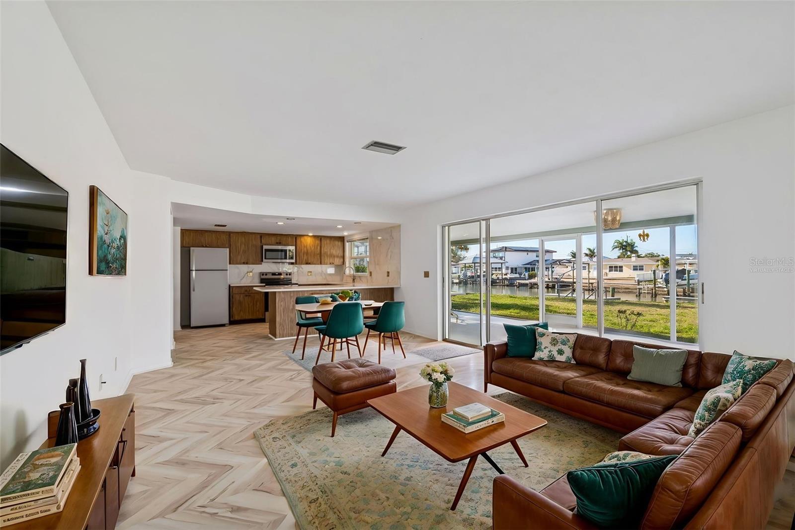 This photo is virtually staged.