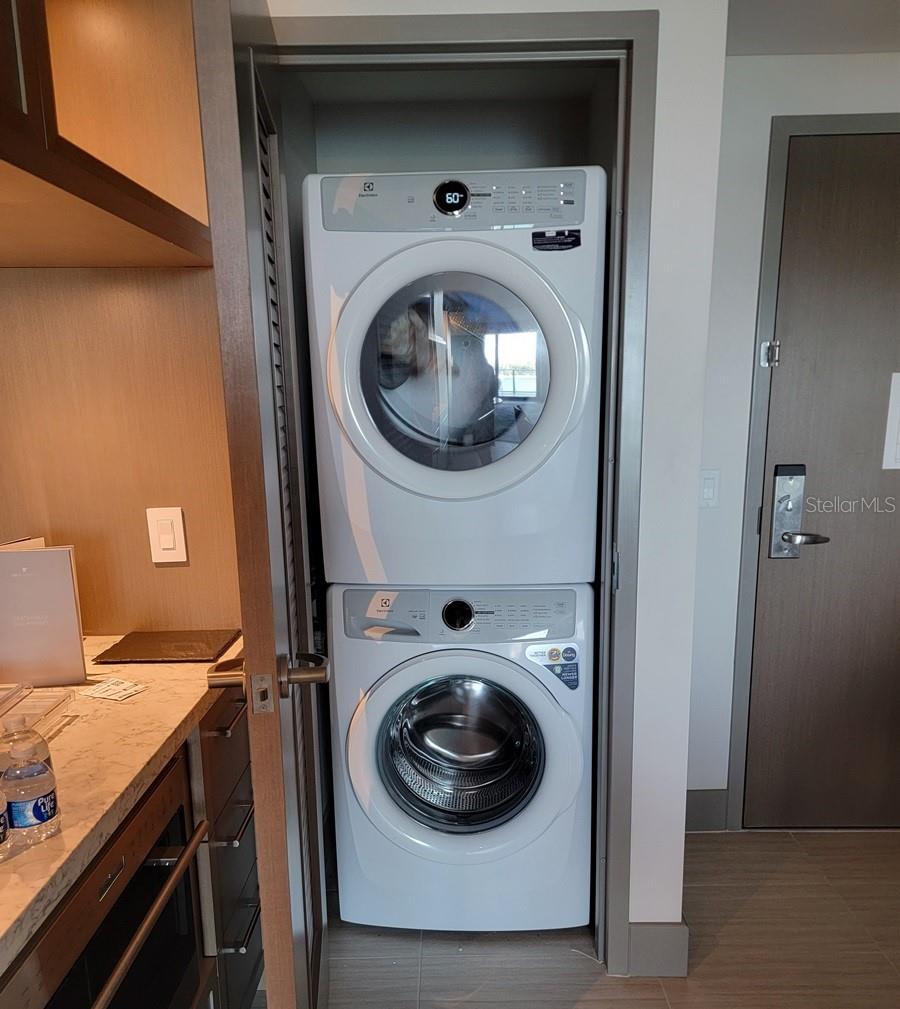 Full size HE Washer & Dryer