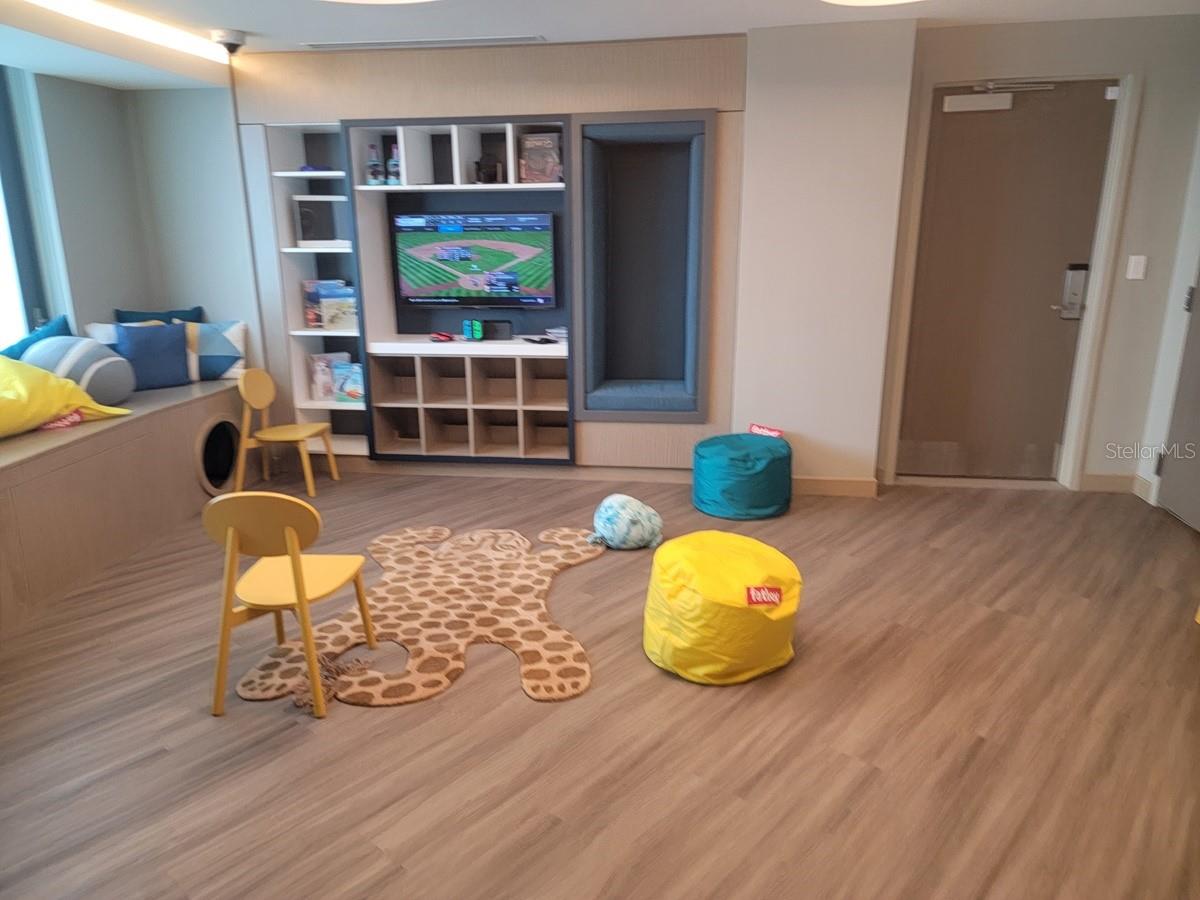 childrens play center on 12th floor