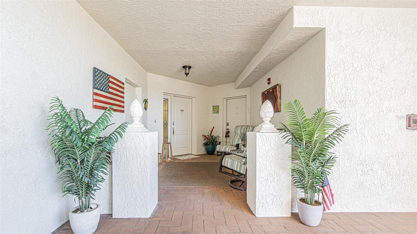 Front Porch - Main Ent