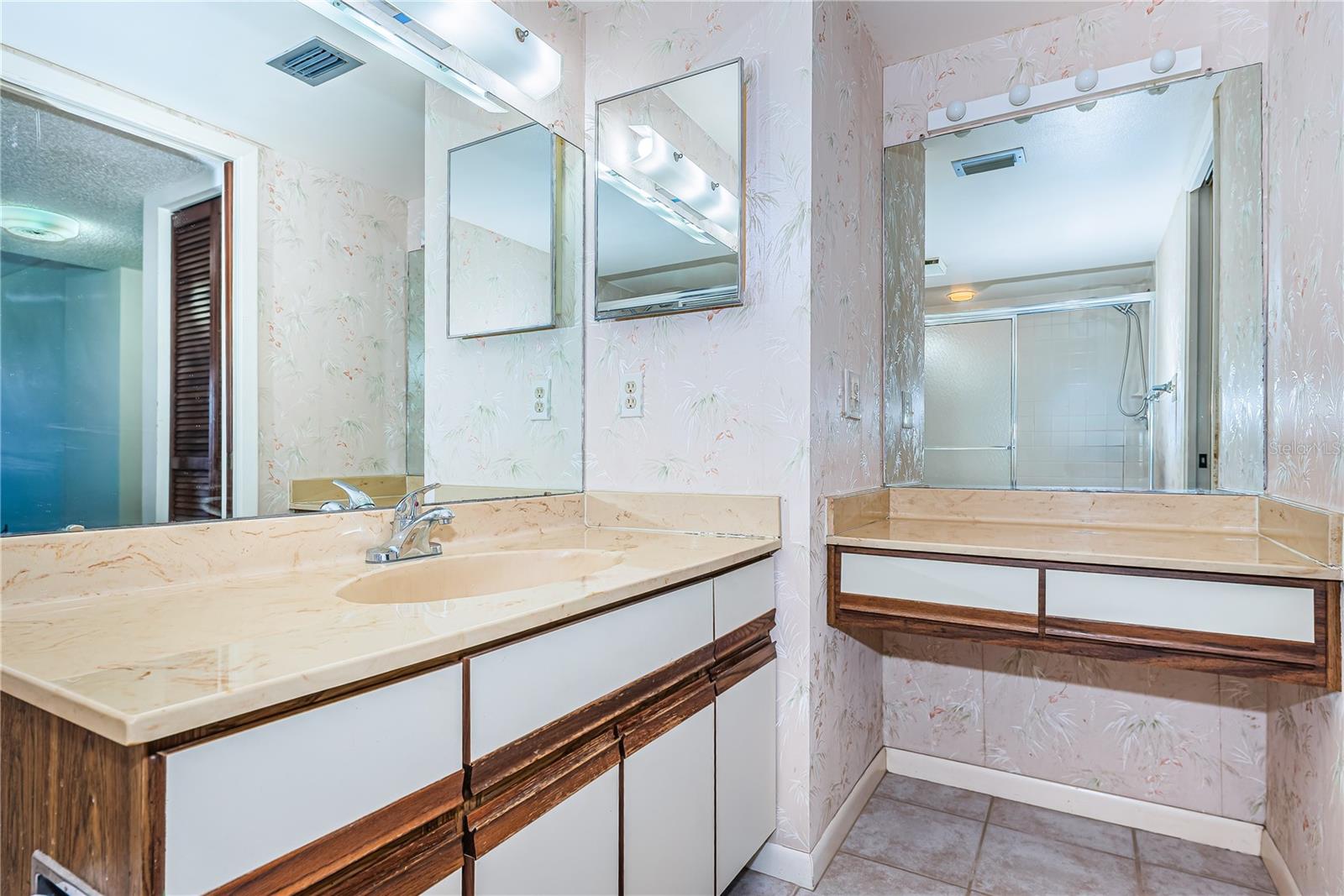 primary bath vanities