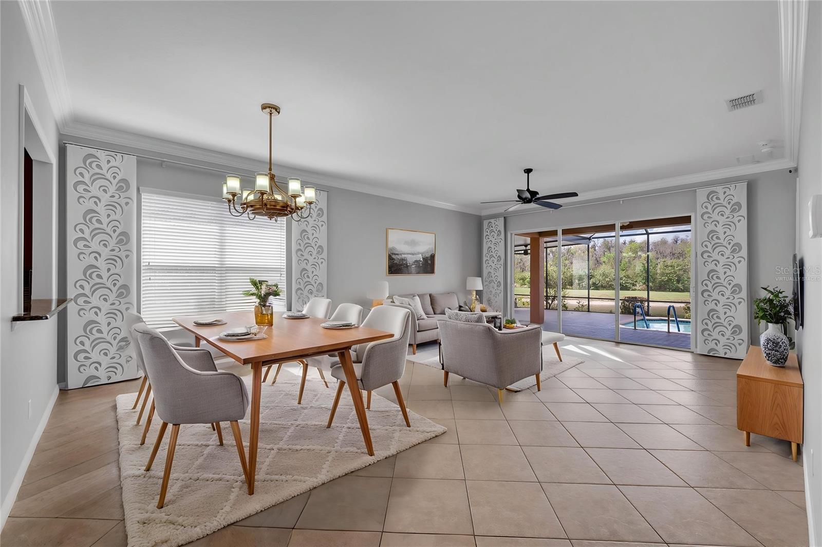 This photo has been virtually staged.