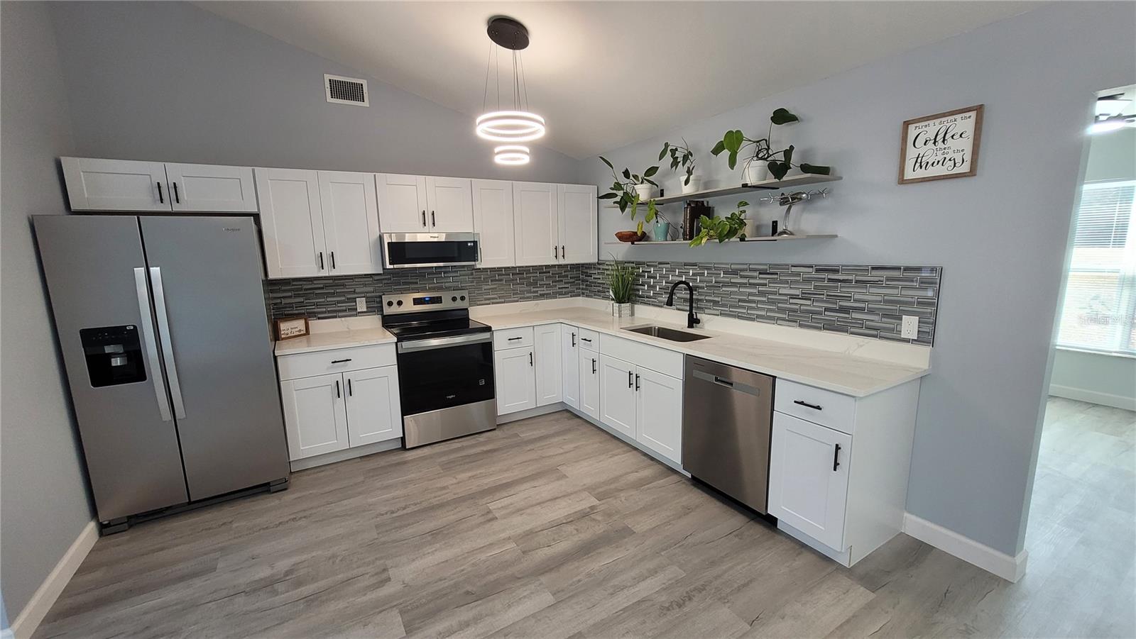 Kitchen, brand new everything