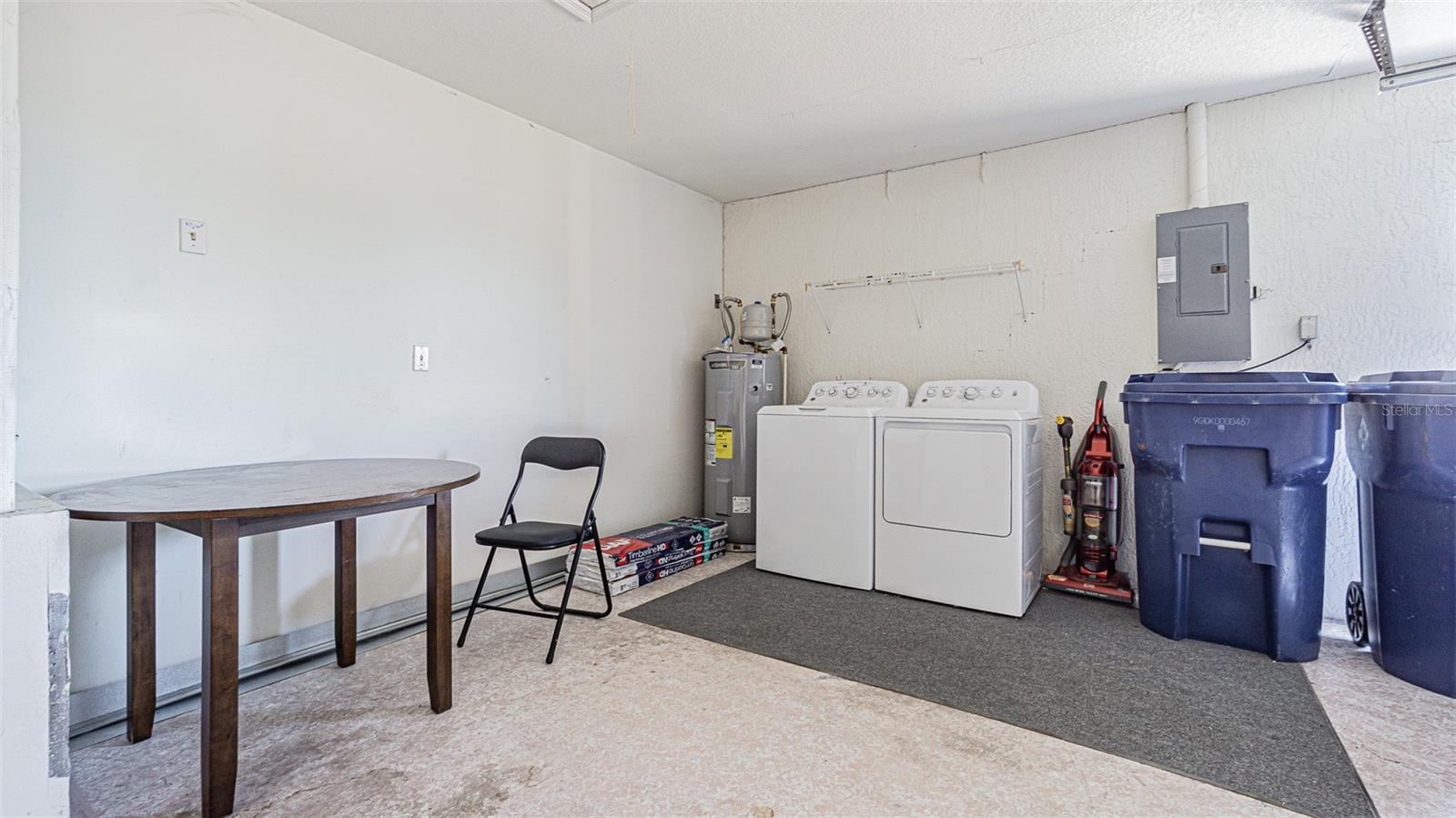 Washer and dryer convey