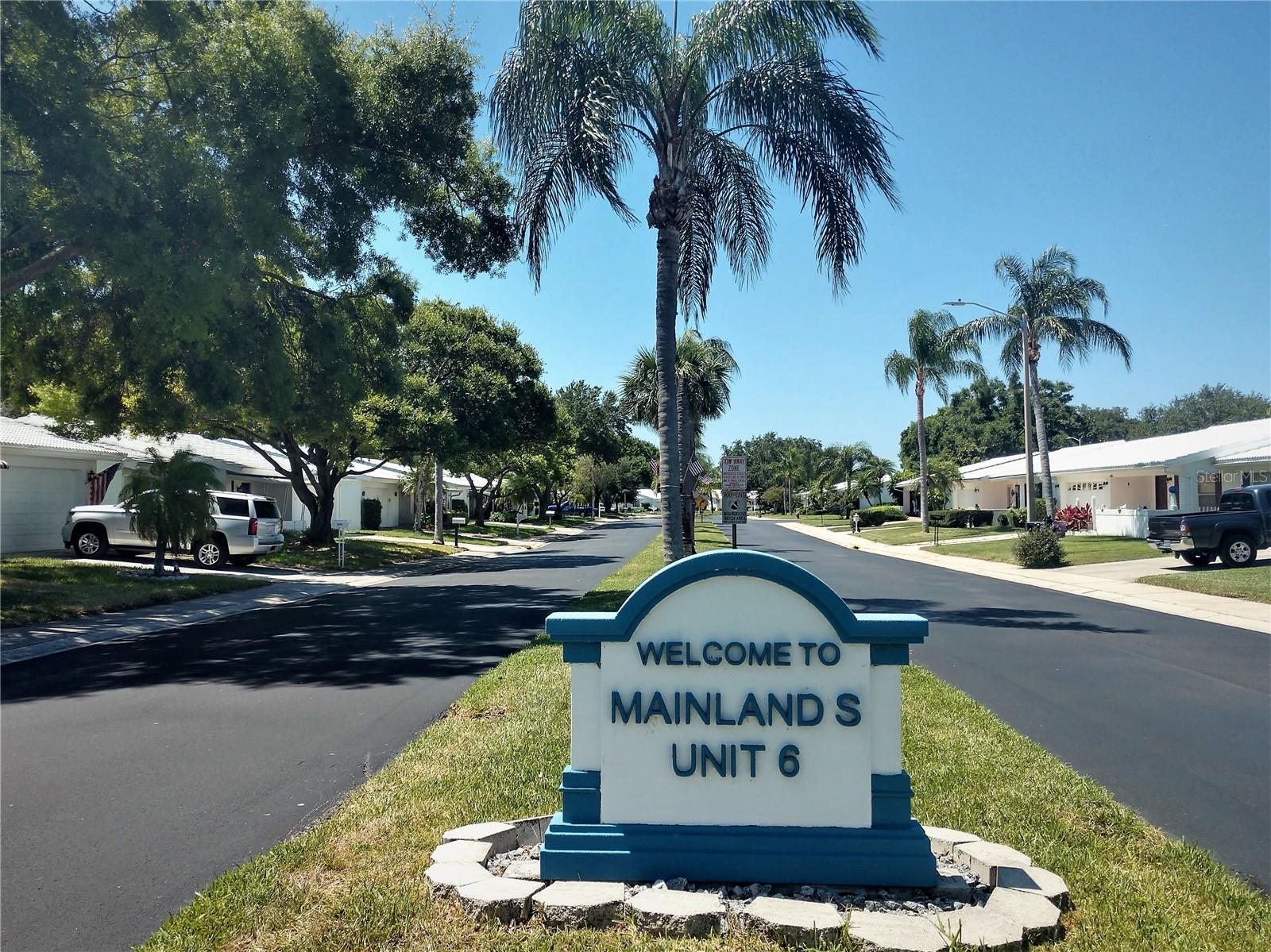 Mainlands of Tamarac by the Gulf unit #6 has much to offer its residents... activities, amenities and social events.