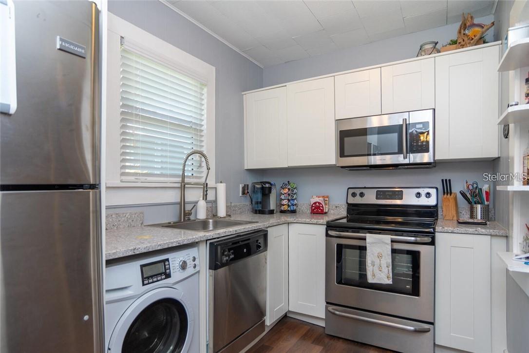 Kitchen in the detached apartment