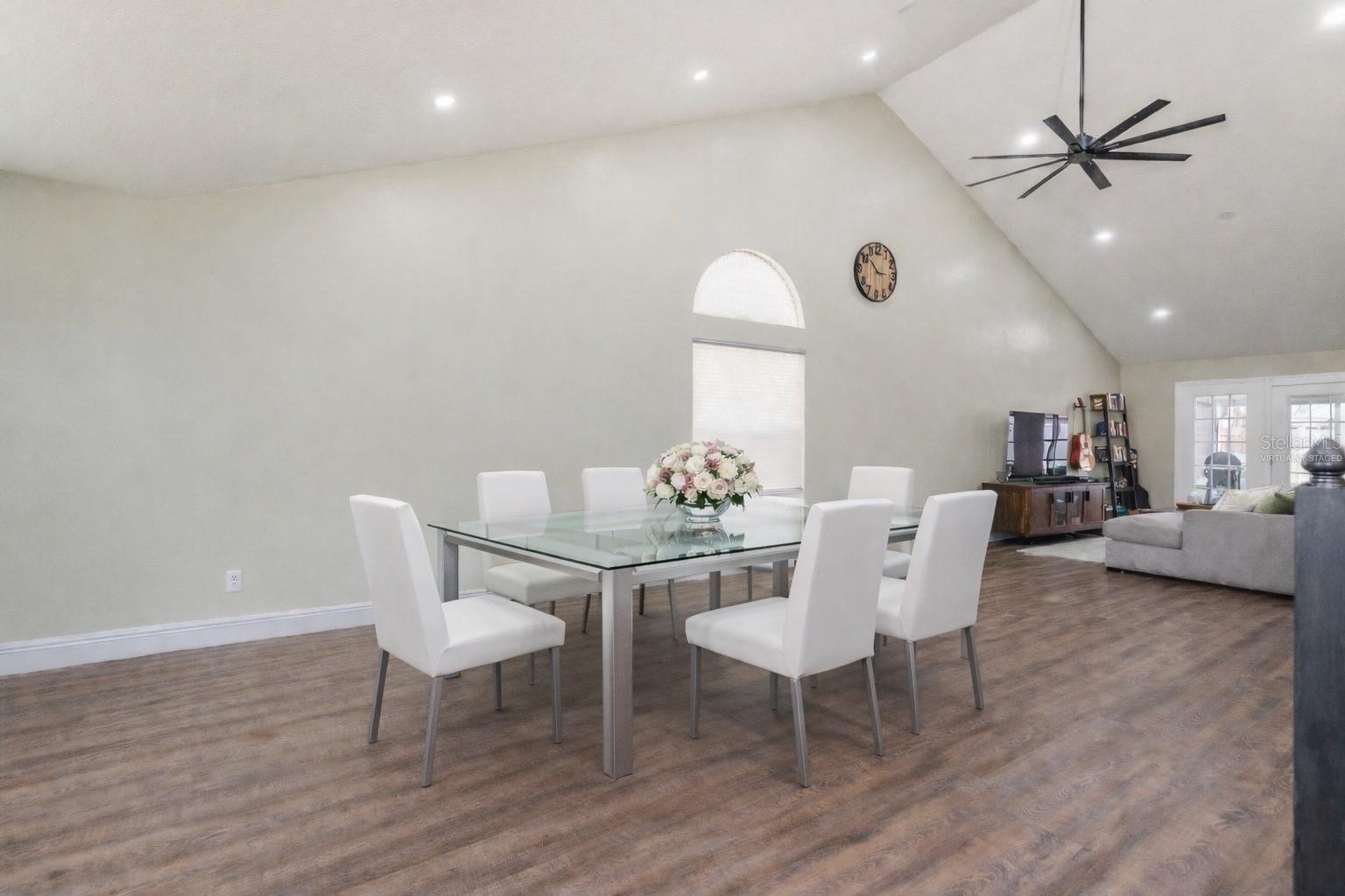 Dining room virtually staged