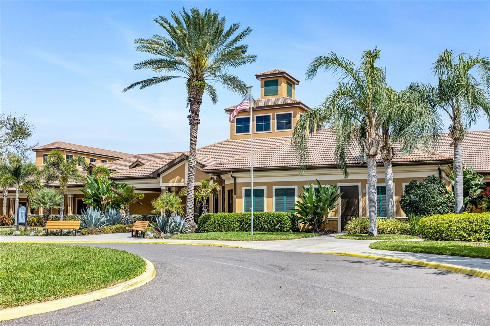 SouthShore Falls Club House