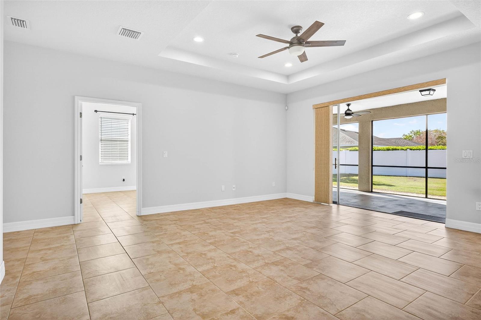 Great room-Trey ceiling