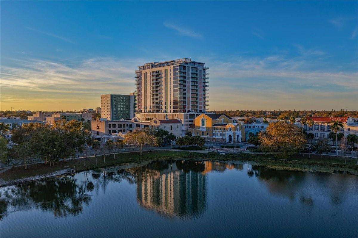 WELCOME TO REFLECTION! ONE OF THE NEWEST LUXURY CONDO TOWERS IN ST PETE!