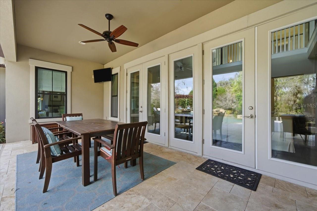 Large covered lanai area