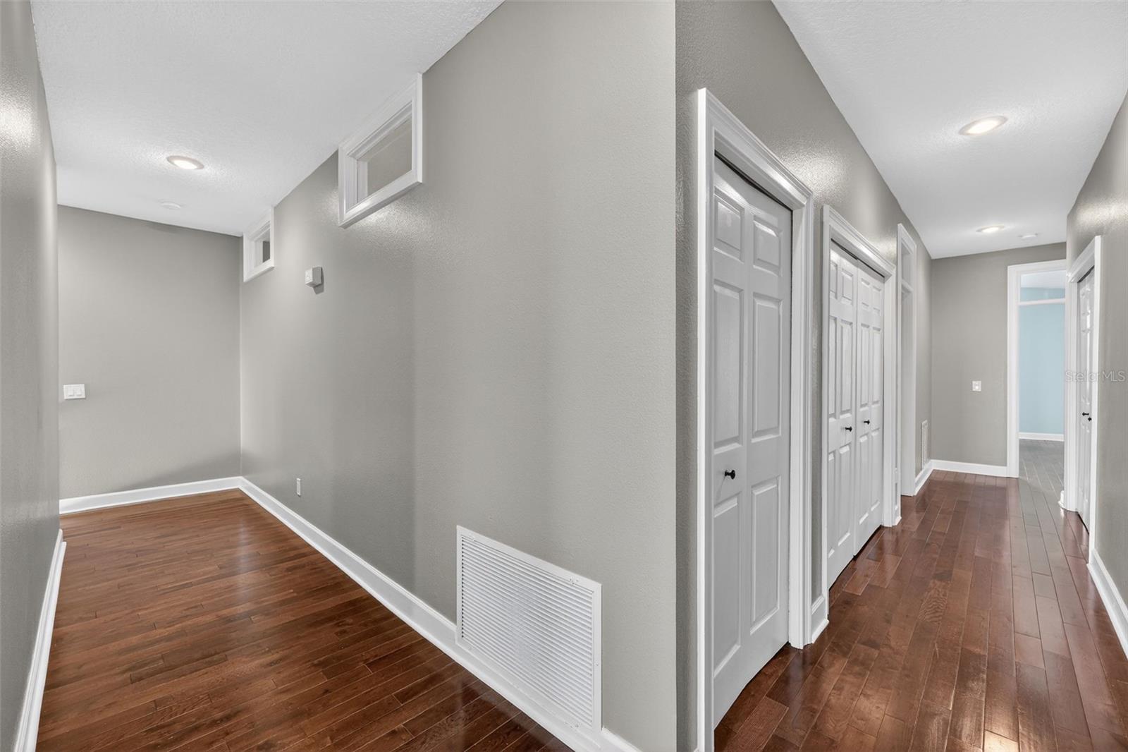 Beautiful stairwell leading to 2nd floor of home