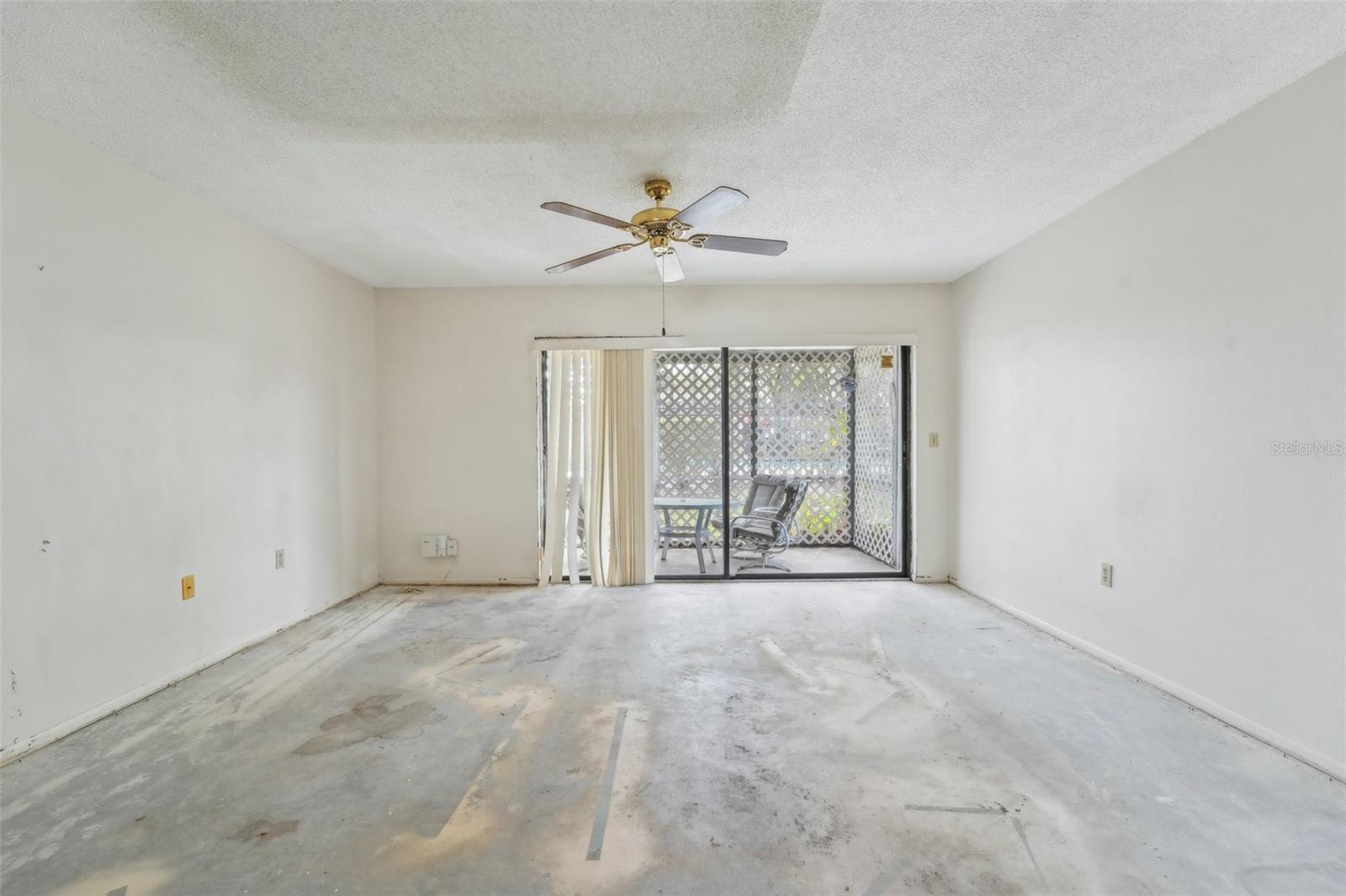 Living area ready for new flooring