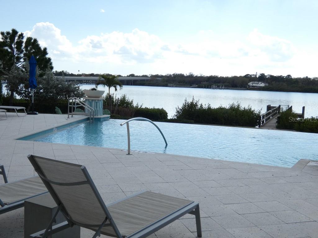 Club House:) Pool:) Dock) Workout Room