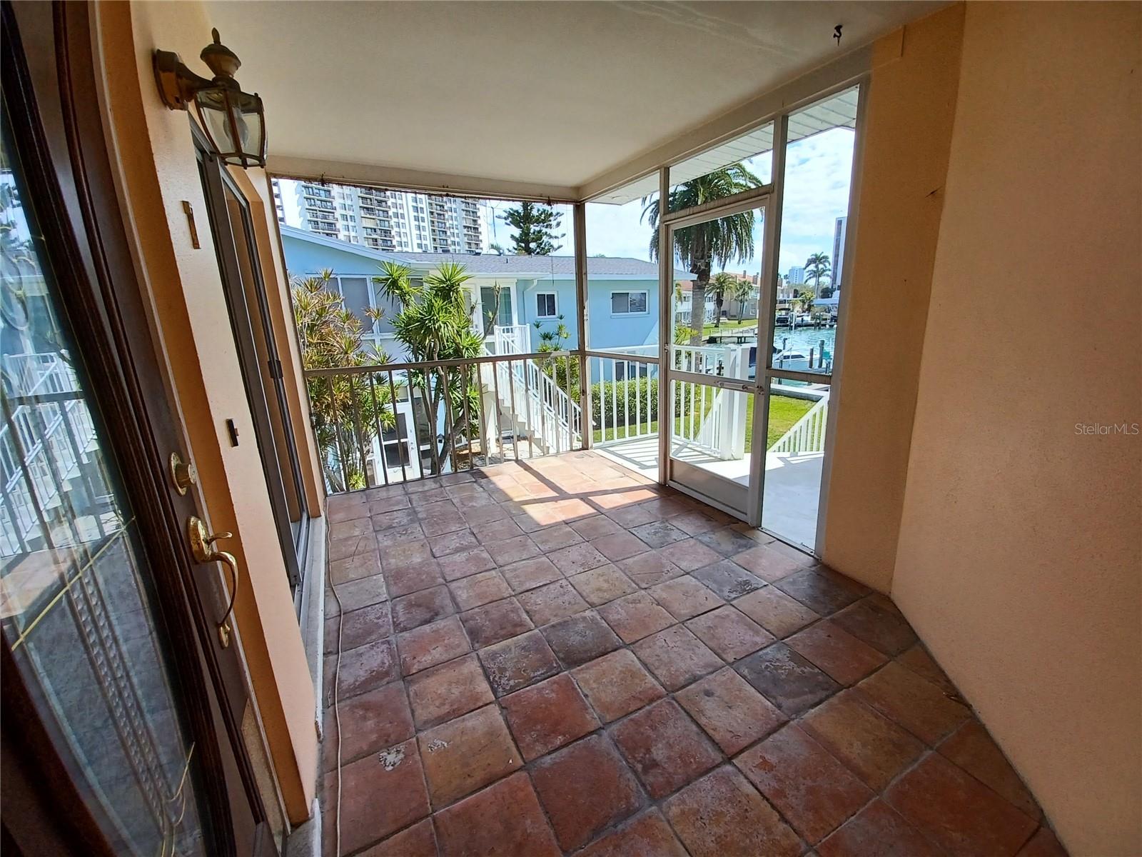 WATERVIEW PRIVATE PATIO