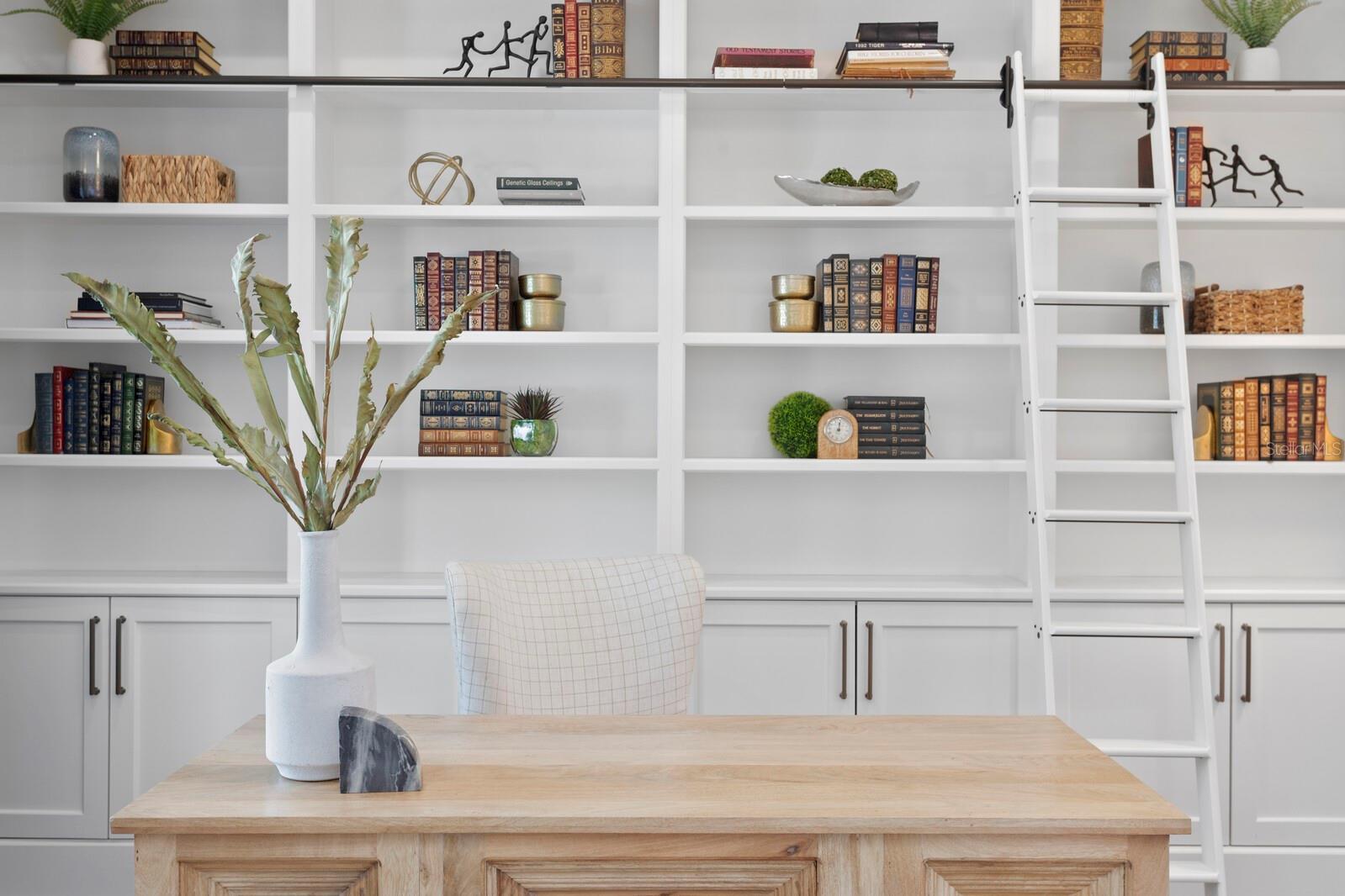 Custom Shelving in Libary/Study