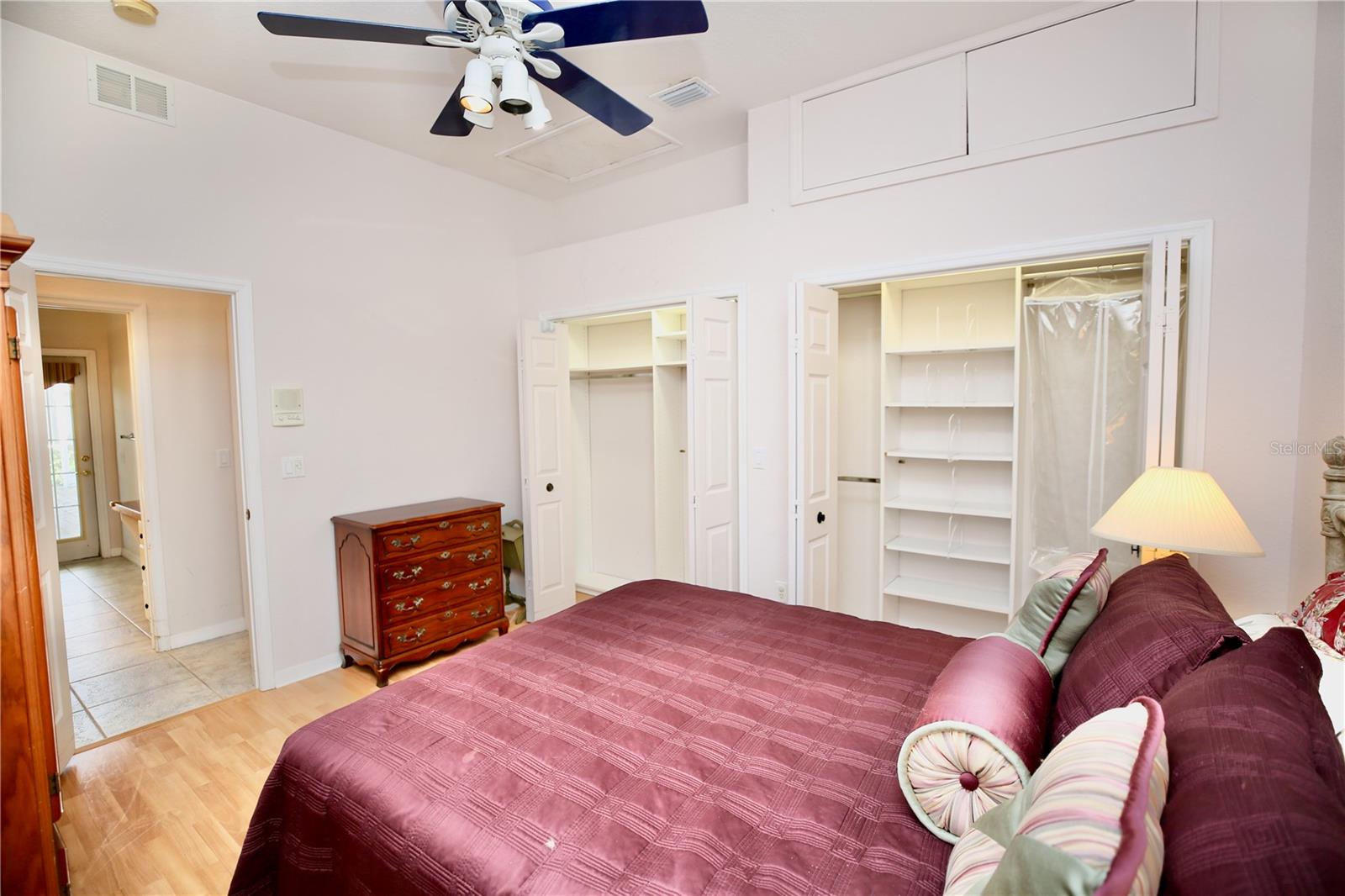 3rd bedroom with En-Suite bathroom and large double closets