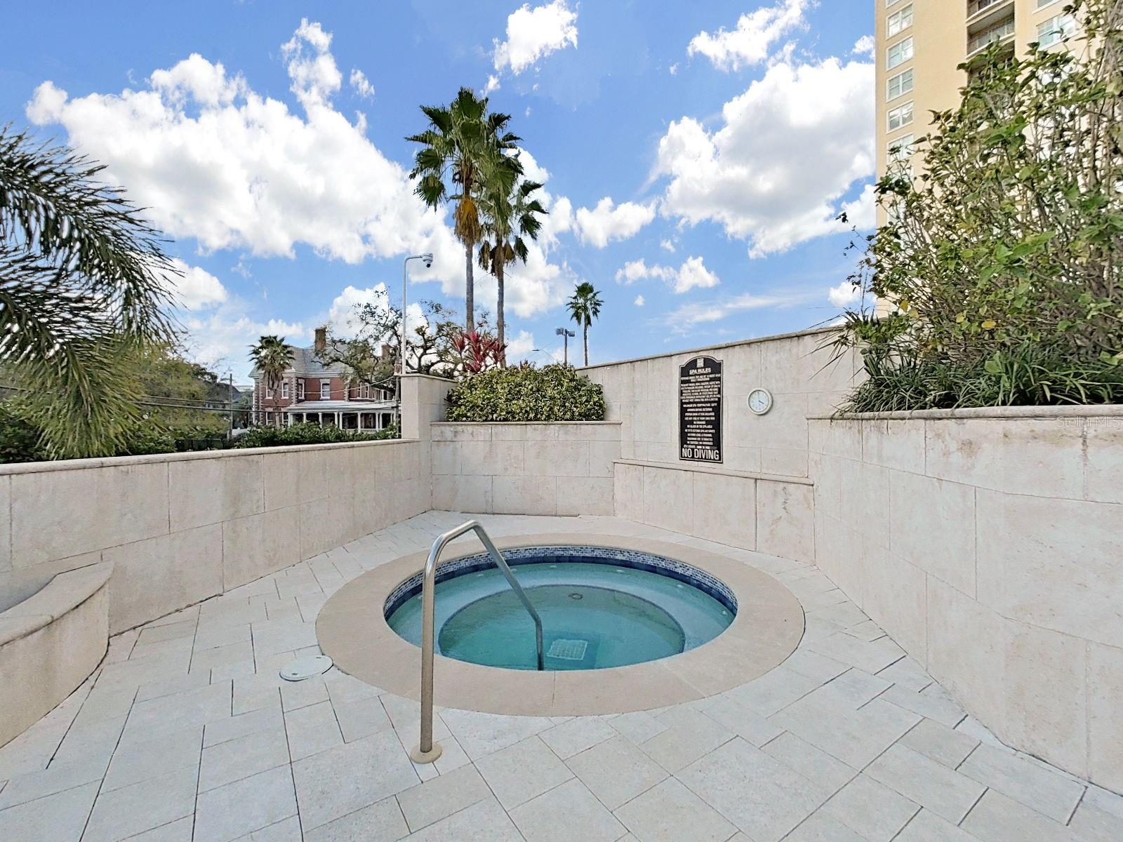 Resort Style Jacuzzi