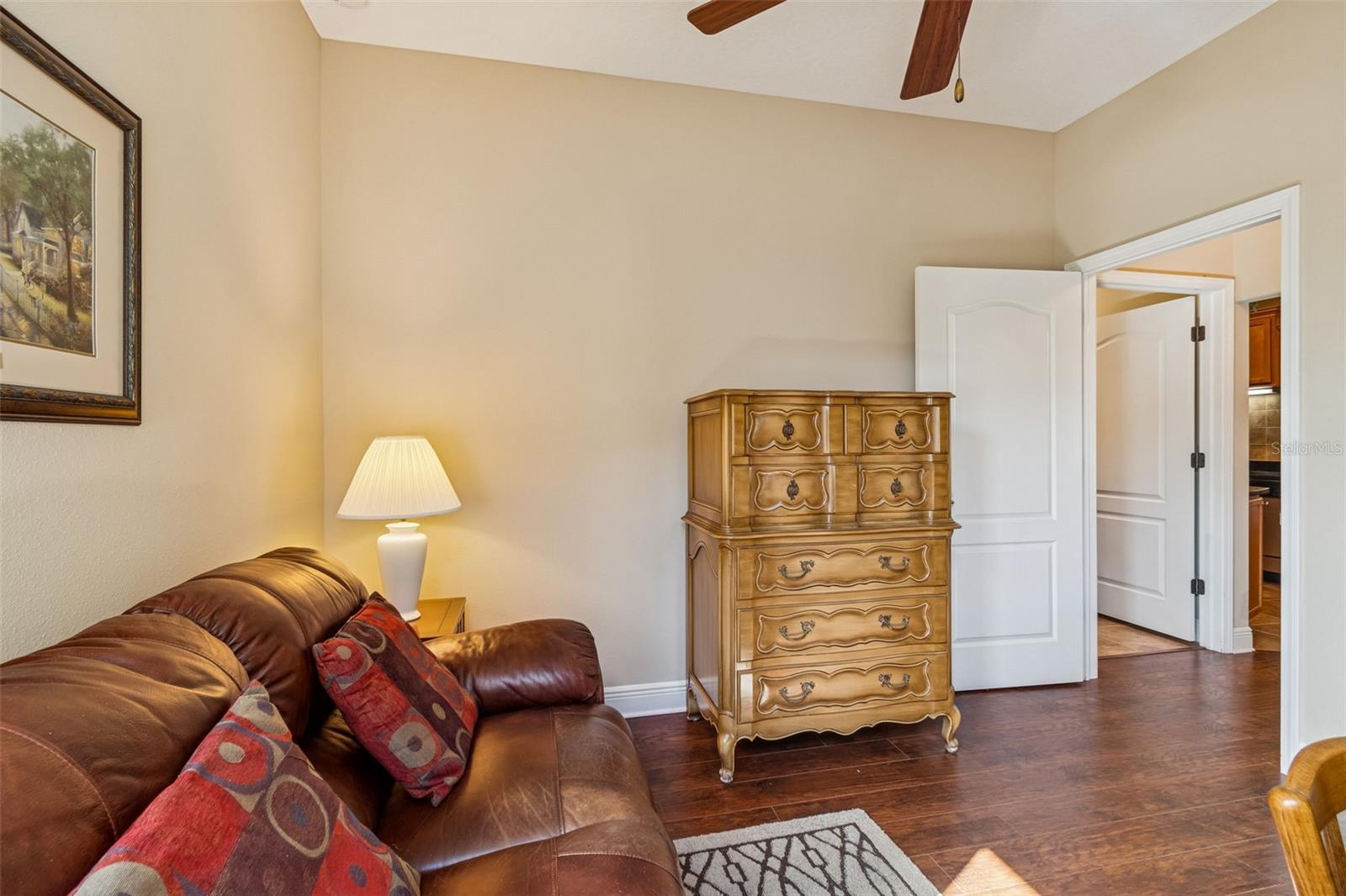 Second bedroom or office