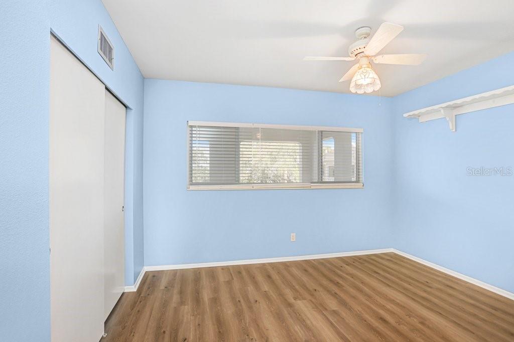 TB8482210 - bedroom #2